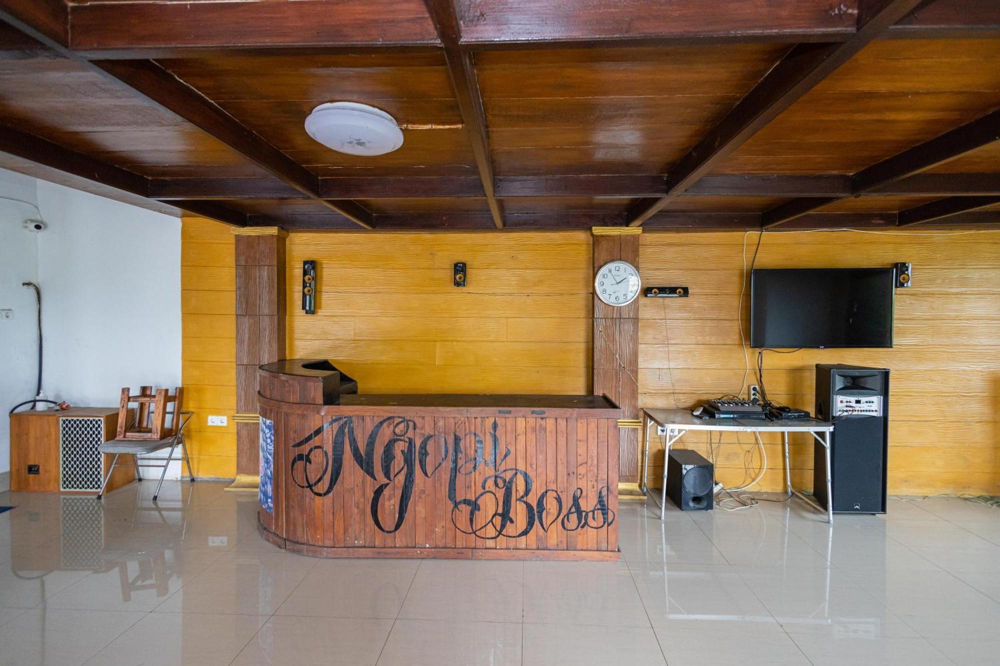 Reddoorz Syariah At Wisma Djokorio Poncokusumo Malang Exteriér fotografie